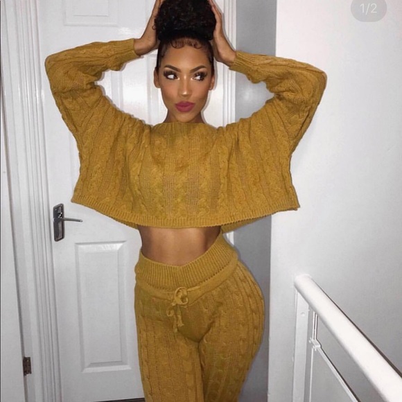 Sweaters - *Last One* Cropped Knit Sweater Set